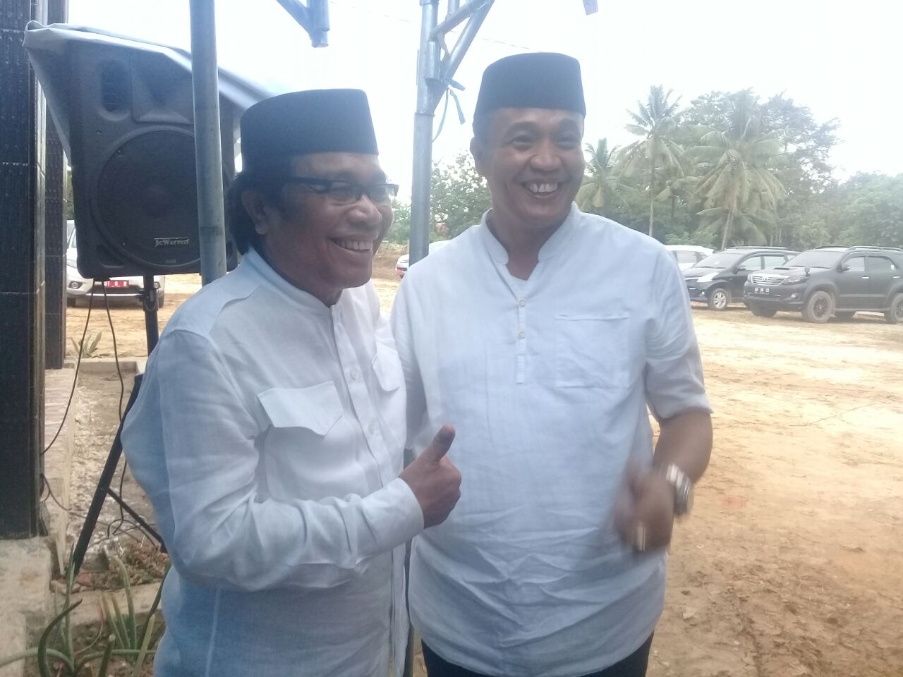 Ir. Ridwan Bae (kiri) dan Rajiun Tumada (Kanan)