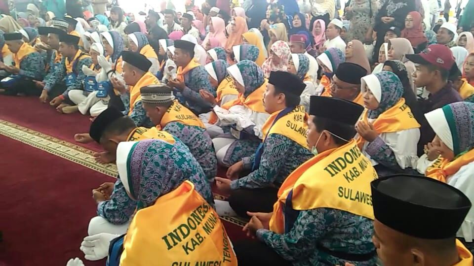 JCH Saat Acara Pelepasan di Masjid Al Munajat.