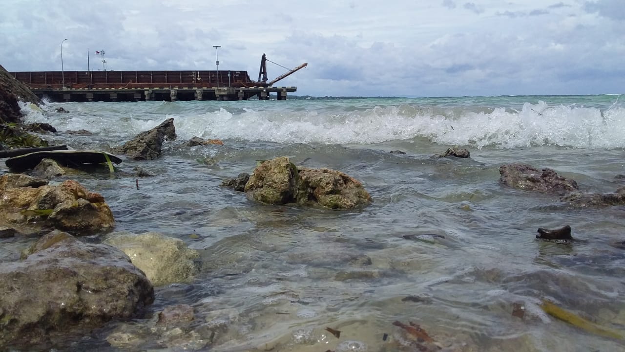Gelombang Tinggi di Perairan Wakatobi Gelombang Tinggi di Perairan Wakatobi
