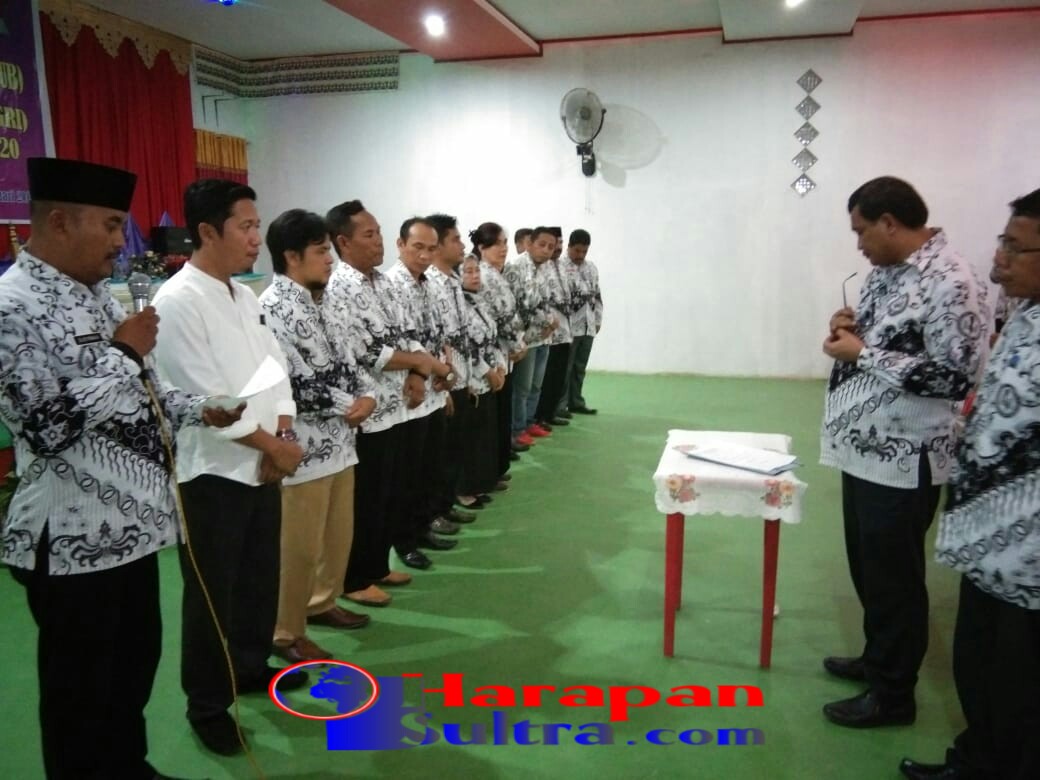 pelantikan Pengurus PGRI Bombana