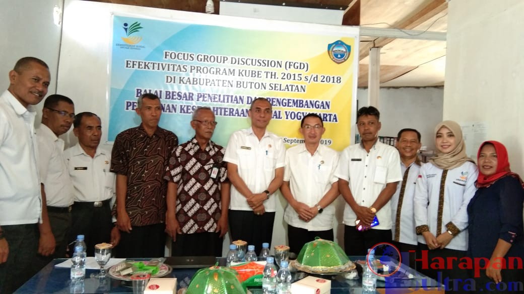 Foto Bersama Usai FGD