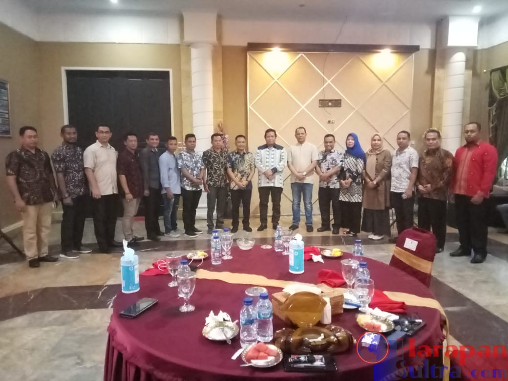 Bupati LM Rusman Emba ST bersama Bupati Bantaeng dan seluruh jajaran OPD