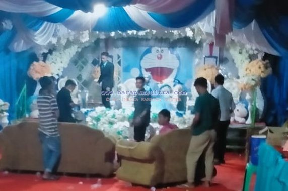 Suasana Pesta setelah dibubarkan Polisi