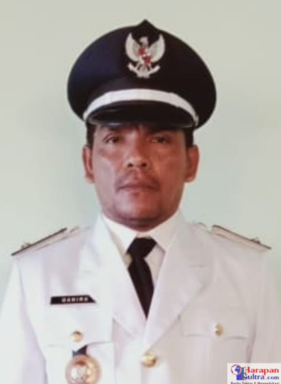 Kepala Desa Lapandewa Makmur, Ganiru