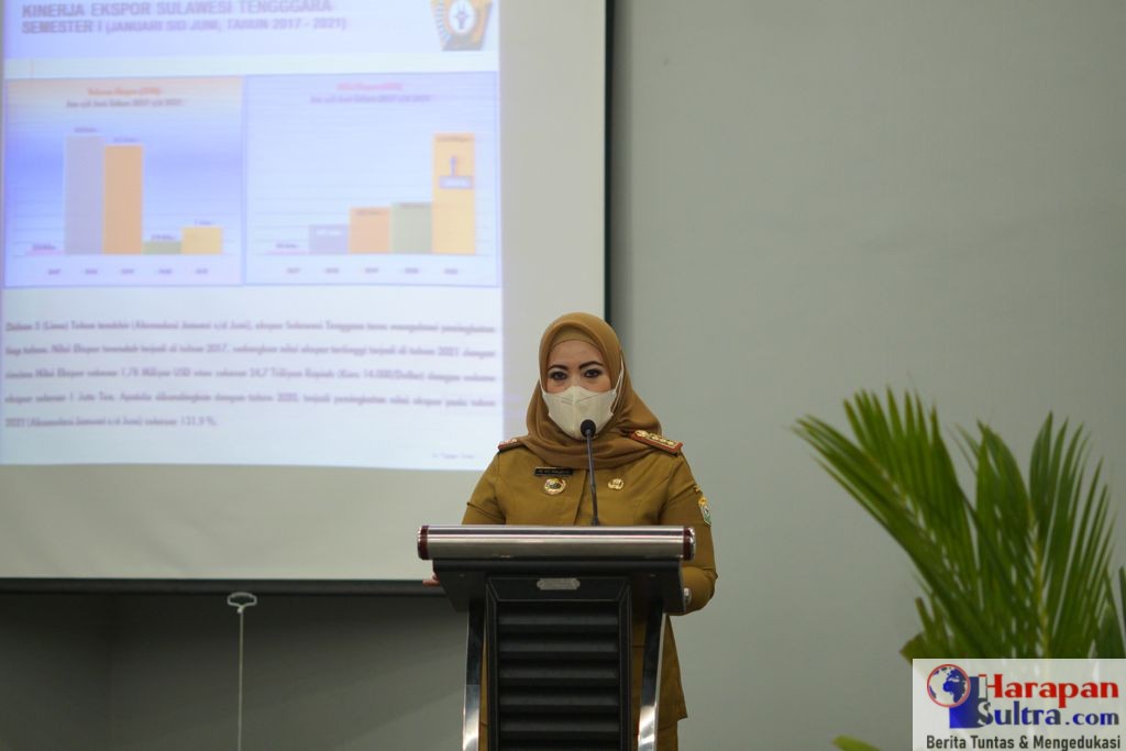 Kepala Dinas Perindustrian dan Perdagangan Provinsi Sulawesi Tenggara, Hj. Sitti Saleha,SE,M,Si