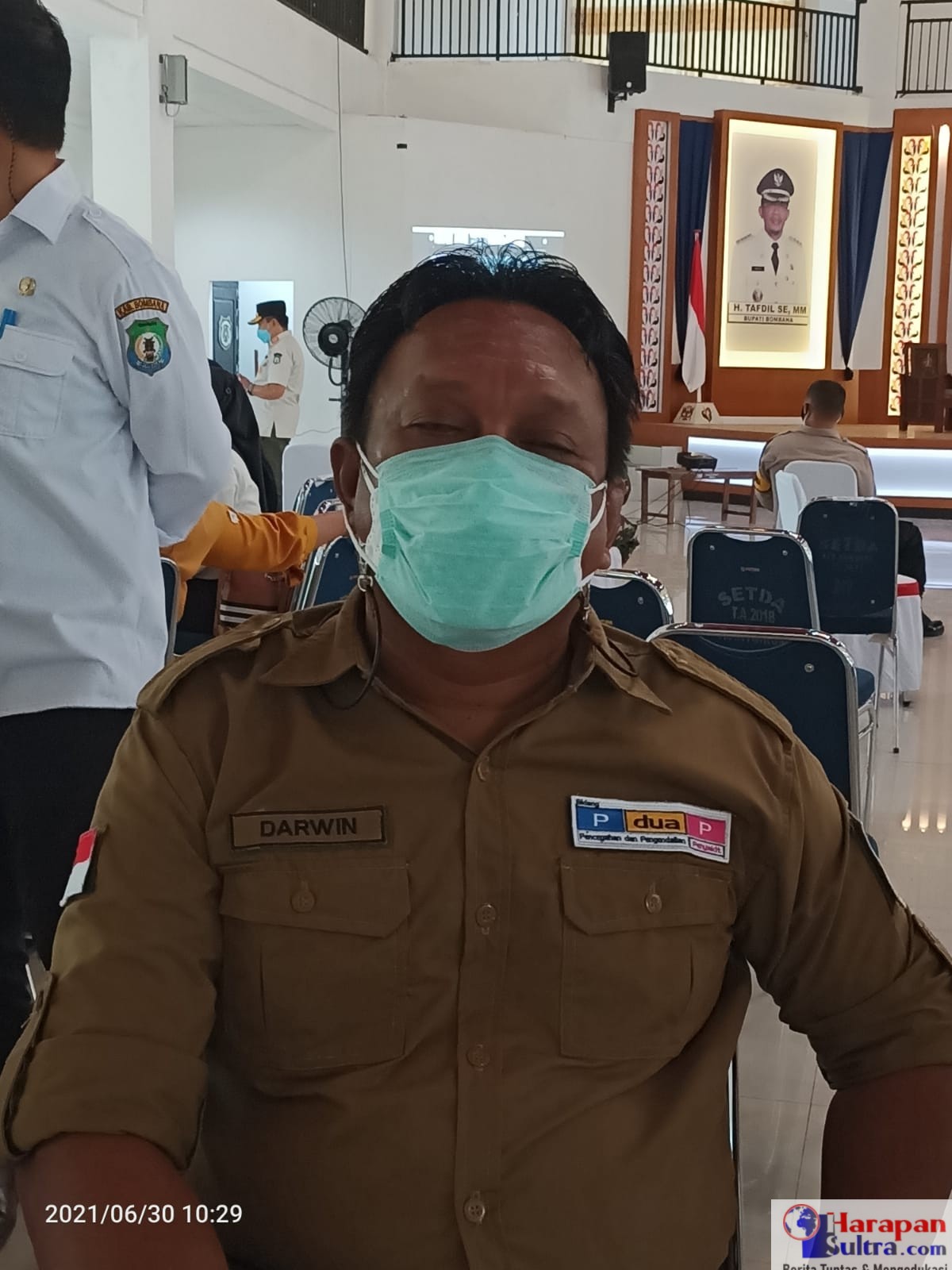 Kepala Dinas Kesehatan Bombana, Darwin Ismail, SE