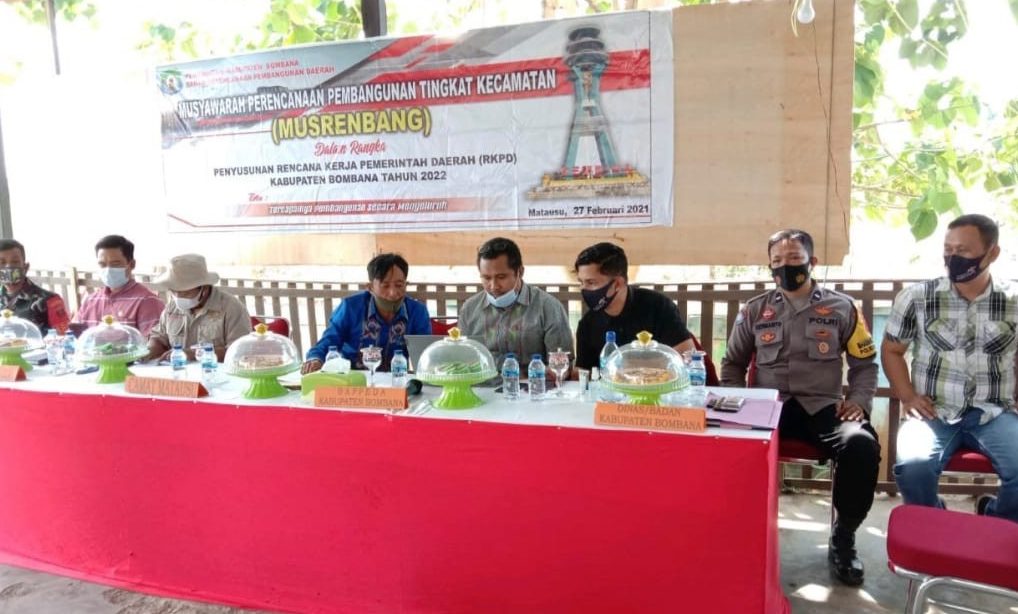 Suasana Kegiatan Musrenbang di Kecamatan Matausu