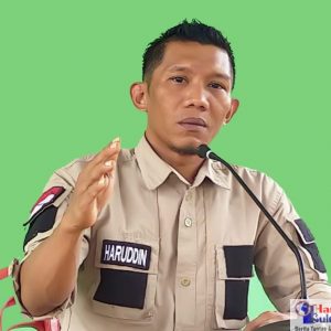 Kepala desa Mambo, Haruddin