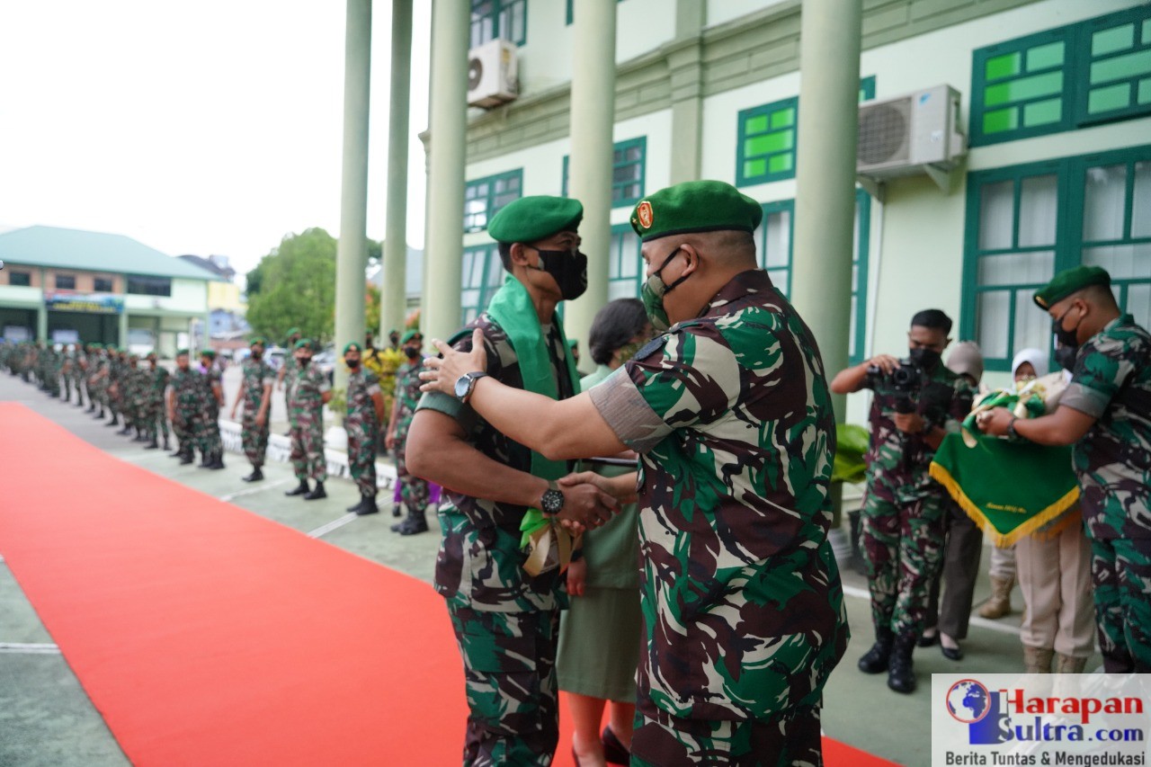 Acara Lepas Sambut Danrem 143/HO dari Brigjen TNI Jannie A. Siahaan kepada Brigjen TNI Yufti Senjaya