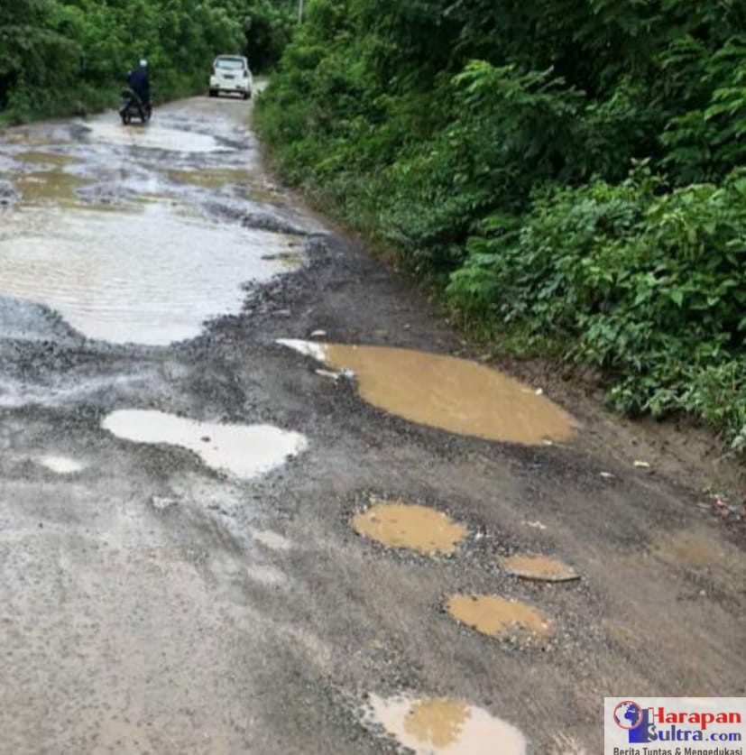 Jalan Rusak Ibu Kota Bombana