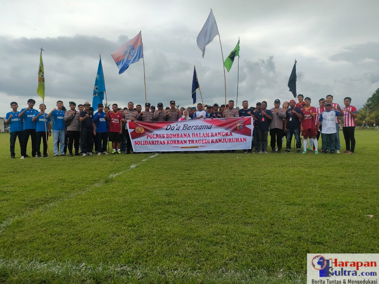 Foto usai Doa Bersama untuk Korban Tragedi Kanjuruan