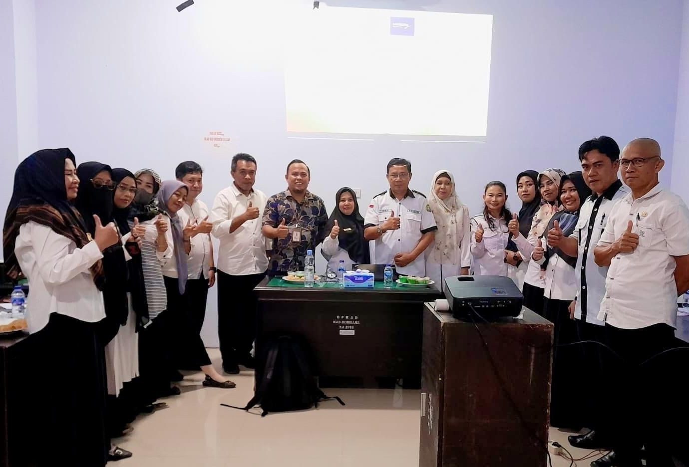 BKD Bombana saat Sosialisasikan Penggunaan Sistem ETPD