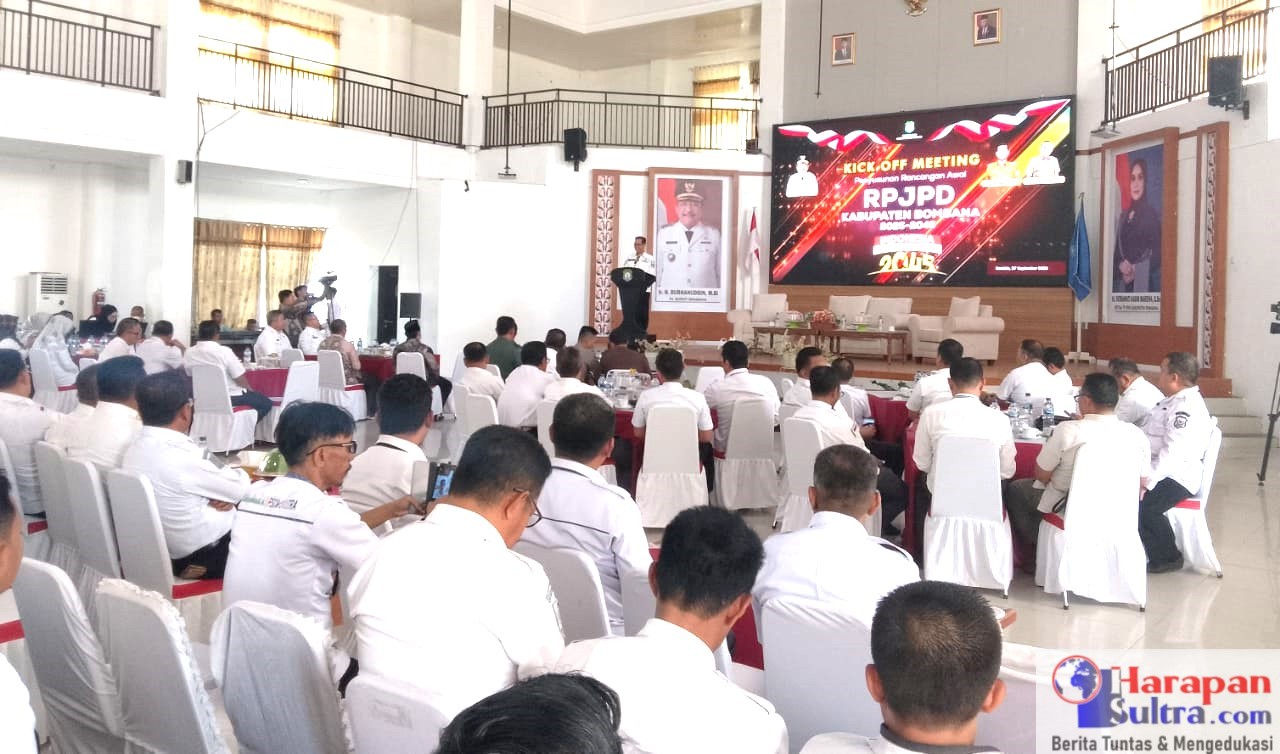 Sekda Bombana Man Arfa saat menyampaikan sambutan mewakili Pj. Bupati Bombana