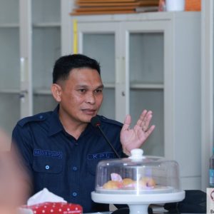 Ketua Komisi Pemilihan Umum (KPU) Bombana Hasdin Nompo, S.Sos., MAP Ketua Komisi Pemilihan Umum (KPU) Bombana Hasdin Nompo, S.Sos., MAP