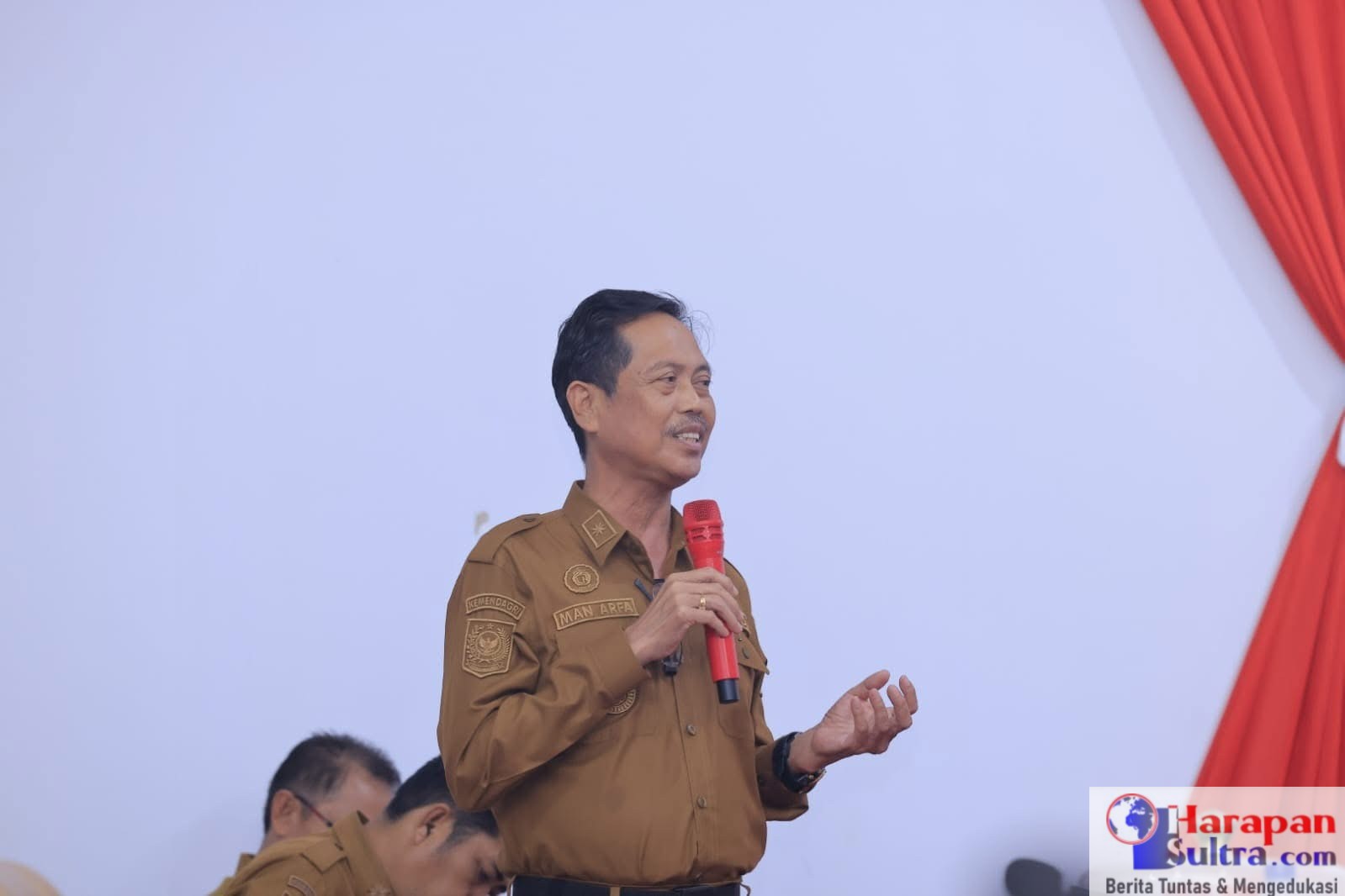 Sekretaris Daerah Kabupaten Bombana, Drs. Man Arfa, M.Si,