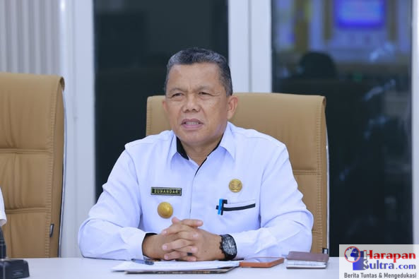 Plh. Sekda Bombana dr.H. Sunandar A. Rahim, M.Kes bersama Tim Pengendalian Inflasi Daerah