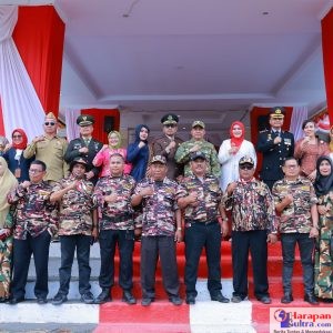 wabup memimpin upacara hari pehlawan wabup memimpin upacara hari pehlawan