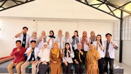 Dinas Kesehatan Bombana menyambut dokter peserta Program Internship Dokter Indonesia yang akan bertugas di fasilitas kesehatan daerah guna memperkuat pelayanan kesehatan dan meningkatkan kompetensi dokter muda.