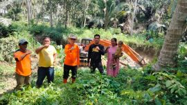 BPBD Kabupaten Bombana membangun tanggul permanen di Desa Tontonunu pascabanjir untuk mencegah luapan sungai kembali merendam permukiman warga dan lahan pertanian. Pemerintah daerah menegaskan komitmennya terhadap mitigasi bencana berkelanjutan.