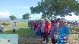 BPBD Kabupaten Bombana bersama TNI menggelar aksi gotong royong membersihkan kawasan RTH 2 Bombana untuk mencegah banjir, memperlancar drainase, dan menciptakan lingkungan kota yang lebih asri serta nyaman bagi masyarakat.