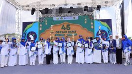 BKMT Kabupaten Bombana berhasil meraih Juara 2 Fashion Show Dewasa dan Juara 3 Qasidah Rebana pada Gebyar BKMT Milad ke-45 Sulawesi Tenggara di Kendari. Prestasi ini memperkuat peran BKMT Bombana sebagai organisasi perempuan yang aktif, produktif, dan berprestasi.