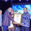 Pemerintah Kabupaten Bombana meraih peringkat 5 Indeks Pengelolaan Keuangan Daerah Sulawesi Tenggara 2026 dengan nilai 74,533. Penghargaan diserahkan pada malam penutupan Harmoni Sultra 2026 di Kendari.
